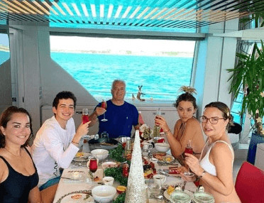 Ora Family on Vacation